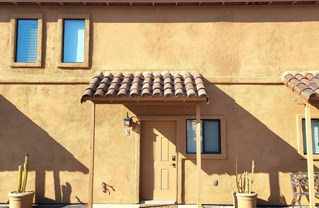 "Two-Story Townhome Newly Renovated One-Bedroom Getaway Awaits Your Stay!"