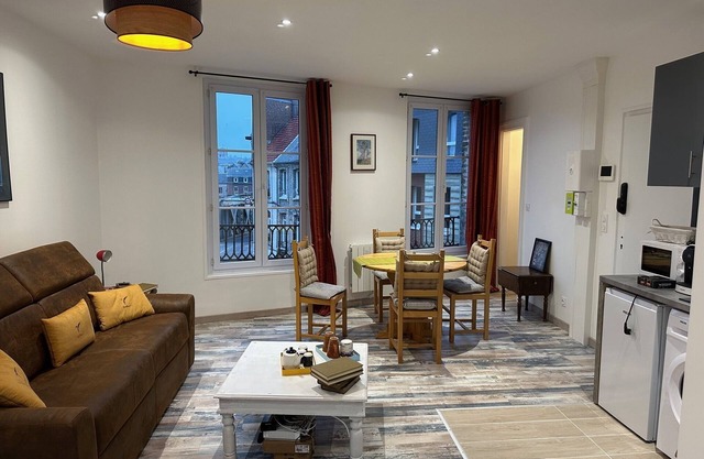 Un Très Beau Studio 32m2 au 2em