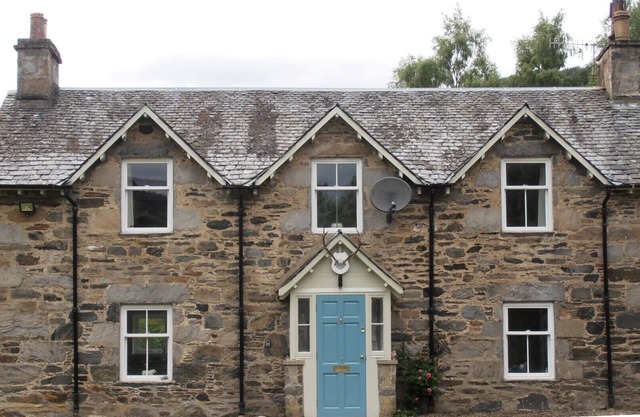 Unique Character Cottage, Peaceful Rural Setting. 1 of 2 lets6510949 for|Reviews
