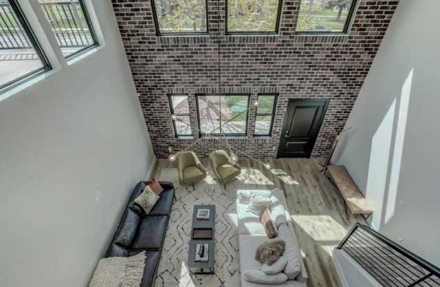 Unique Experience in Luxury Modern Home w/Loft - Near Brianhead Ski Resort