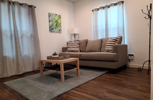 Unique Grand Ave 2bdrm, 1Bath Home near Downtown!
