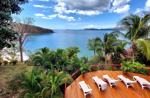 Unique location, total privacy, Spanish style villa