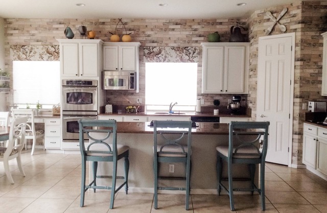 Uniquely Cozy in Queen Creek w Pool WELCOME Winter Visitors!