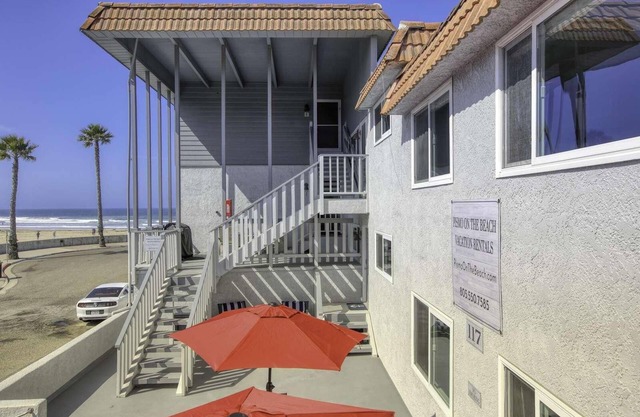 Upper Level Unit one Bedroom/One Bath