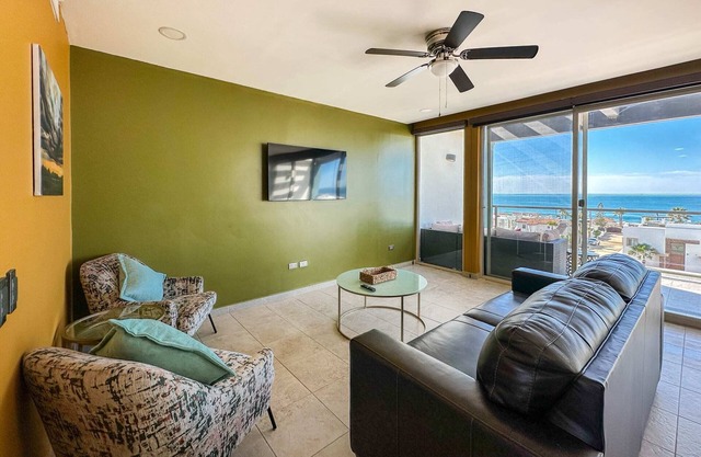 Upscale Ocean View Condo Close to it all #509