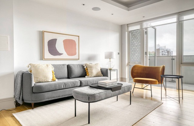 Upscale St Johns Wood 2BR w/Balcony, nr Regents Park, by Blueground