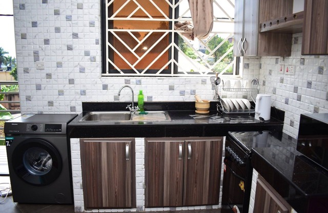 Urban Bliss with City Views 2-Br Apartment