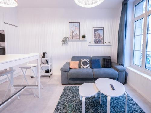 Urban Calm Bright & Modern Stay