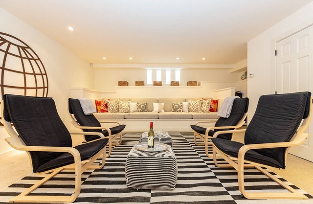 Urban Chic in Lower Pacific Heights