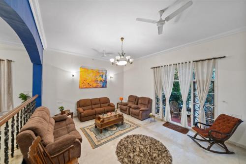 Urban Escape 4-Bedrooms Luxury Spacez Villa with Private Terrace