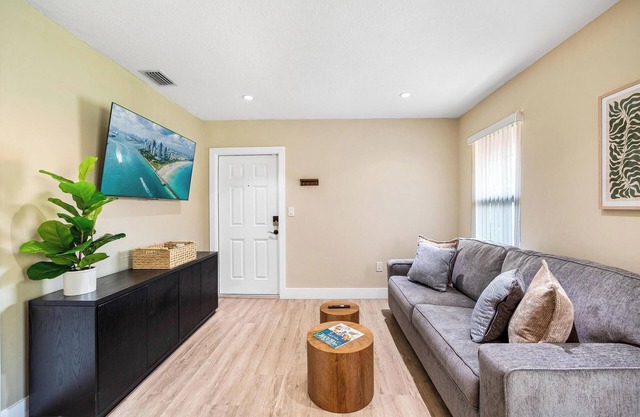 URBAN4-4 | relax in your apartment near Brickell