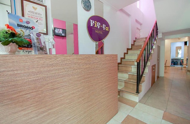 Urbanview Hotel FiFFa Kauman Malang