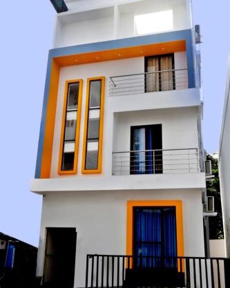 Uthram Residency