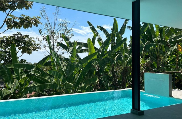 Uvita Breeze