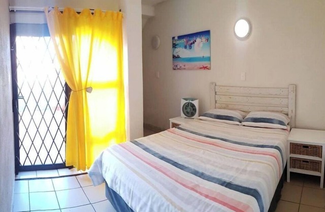 Uvongo Cabanas 9A
