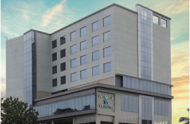 V 7 HOTEL