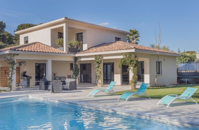 Vacation home Villa by Interhome