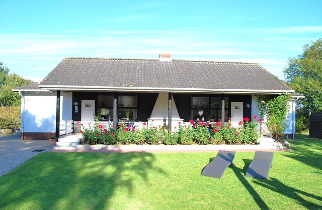 Vacation apartment/apartment for 4 guests with 55m² in Butjadingen-Eckwarderhörne (171225)