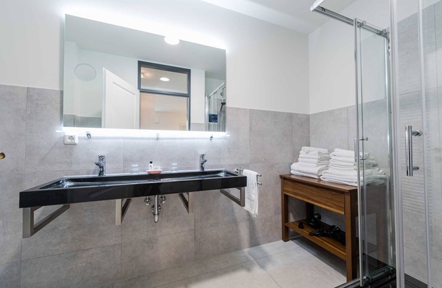Vacation apartment 8 Critzum - Holiday apartments Citydomizil Leer, 15202
