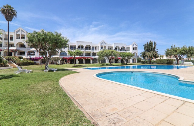 Vacation Apartment "Apartamentos Ninho das Gaivotas 508" with Pool, Wi-Fi, A/C, Balcony & Garden; Parking Available