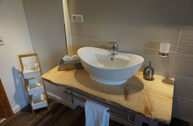 Vacation apartment/apartment for 4 guests with 80m² in Wernigerode (122767)