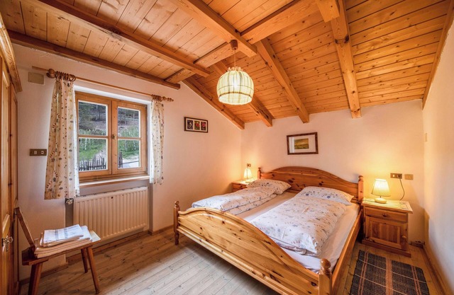 Vacation Apartment "Malgorerhof Pfister" with Mountain View, Balcony & Shared Garden