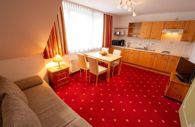 Vacation apartment with balcony for 2-4 persons - Pension & Appartements Ertl