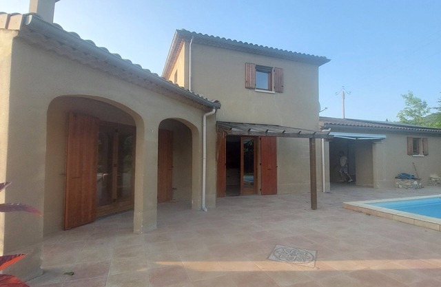 Vacation cottage with heated pool in the heart of the Ibie Valley.