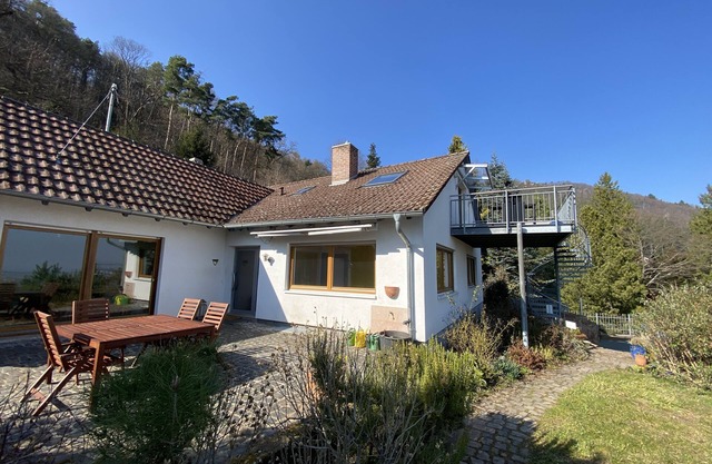 Vacation home Pfälzer Wald Weyher - Southern Wine Route - with garden