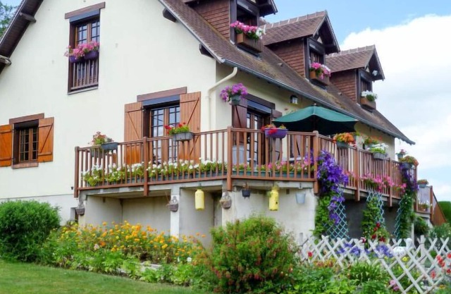 Vacation home La Renaissance (NEB400) in Neufchâtel-en-Bray - 8 persons, 4 bedrooms