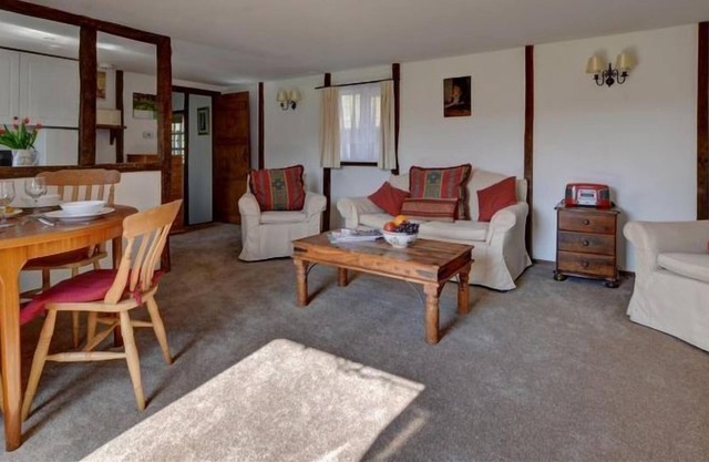 Vacation home Bisho in Biddenden - 4 persons, 2 bedrooms