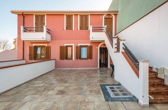 Vacation Home "Casa Vacanza L'Agave A" with Shared Terrace, A/C & Wi-Fi