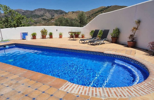 Vacation Home "Casa Laura" with Mountain View, Pool, Garden, A/C & Wi-Fi