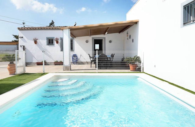Vacation Home "Casa Sheila" with Private Pool, 2 Private Terraces & Wi-Fi