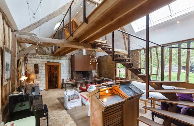 Vacation Home "Les Herbes Folles" with Wi-Fi and Garden