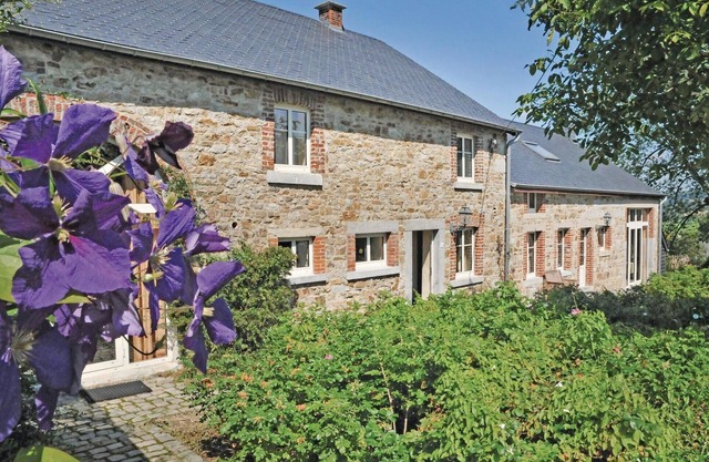 Vacation home Les is located in the hamlet of Erpigny.