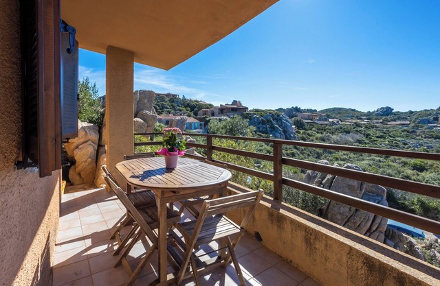 Vacation Home "Villetta Panoramica Con Piscina" with Sea View, Shared Pool & Private Terrace