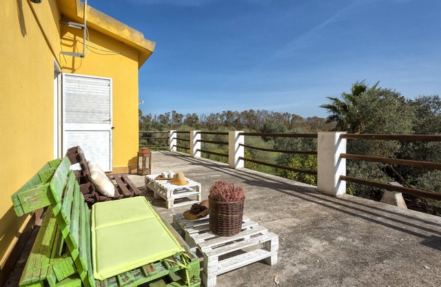 Vacation Rental 'Country Alguerhouse' with Large Open Terraces & Balcony