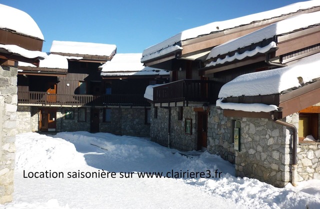 Valmorel apartment (4 people 30 m2) back to the skis .Terrace with porch.