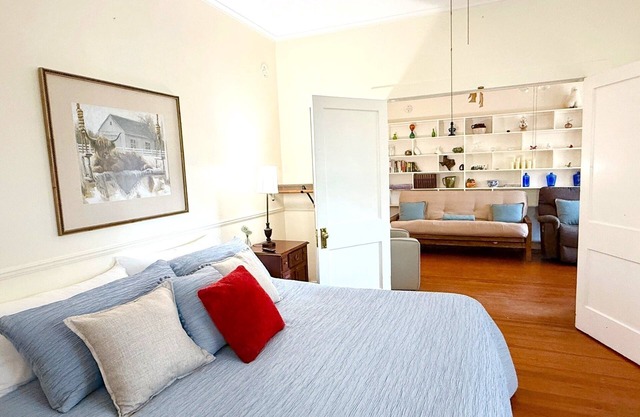 Vanilla Dream Suite at The Brenham House Steps from Downtown