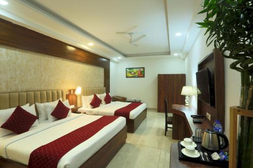 VARUN Palace