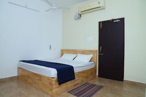 Vel's Home Stay