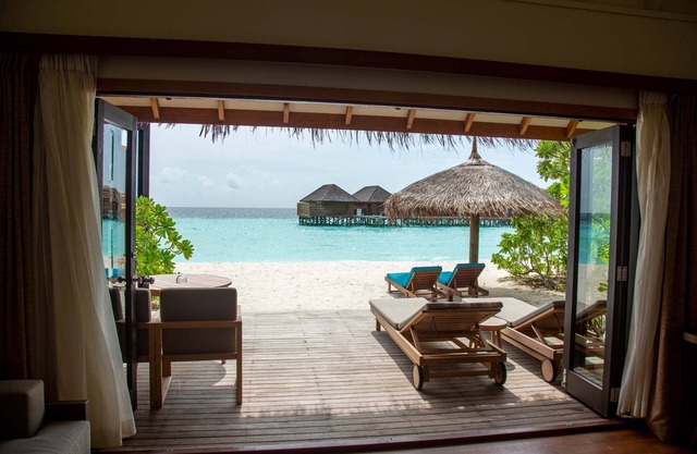 Veligandu Maldives Resort Island
