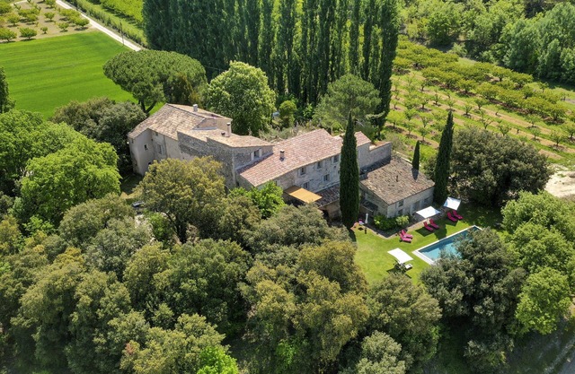 Ventoux Le Prieuré La Madelène: bed and breakfast in Provence