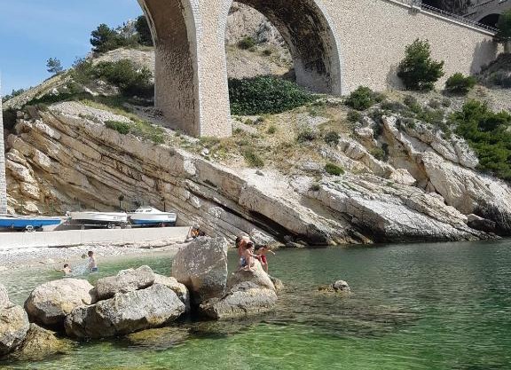 veritable cabanon de calanque