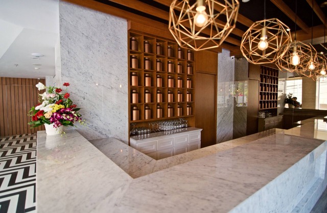 Verse Luxe Hotel Wahid Hasyim