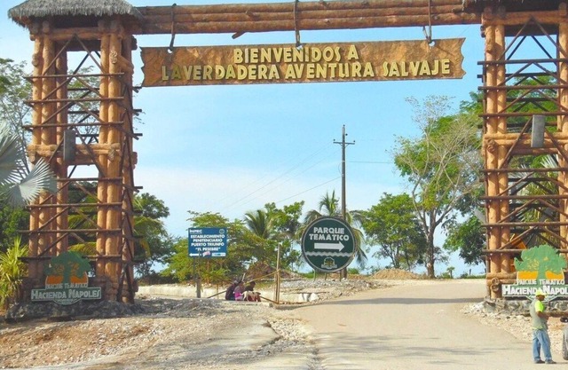 very comfortable 1 km from the hacienda Nápoles