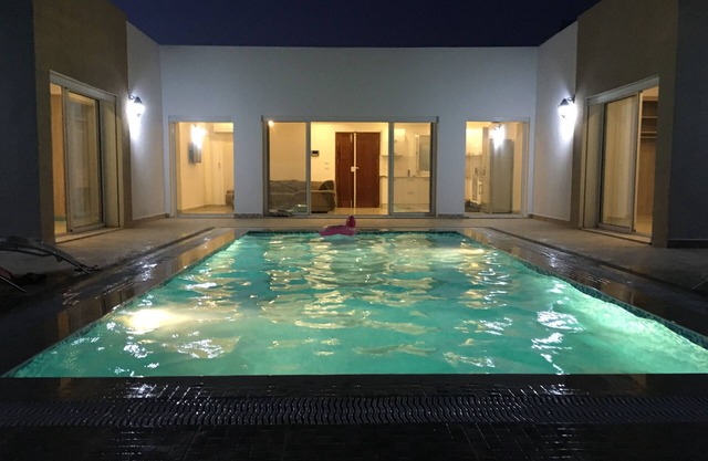 VERY NICE VILLA FULL FOOT WITH SWIMMING POOL WITHOUT OPPOSITE