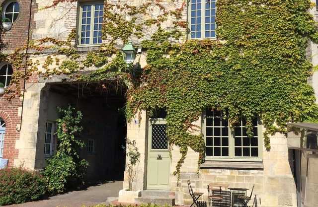 Very pretty authentic house in the heart of Normandy