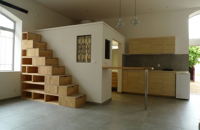 very quiet apartment downtown Roanne, Loire, new and bright.